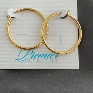 Brand new gold hoops